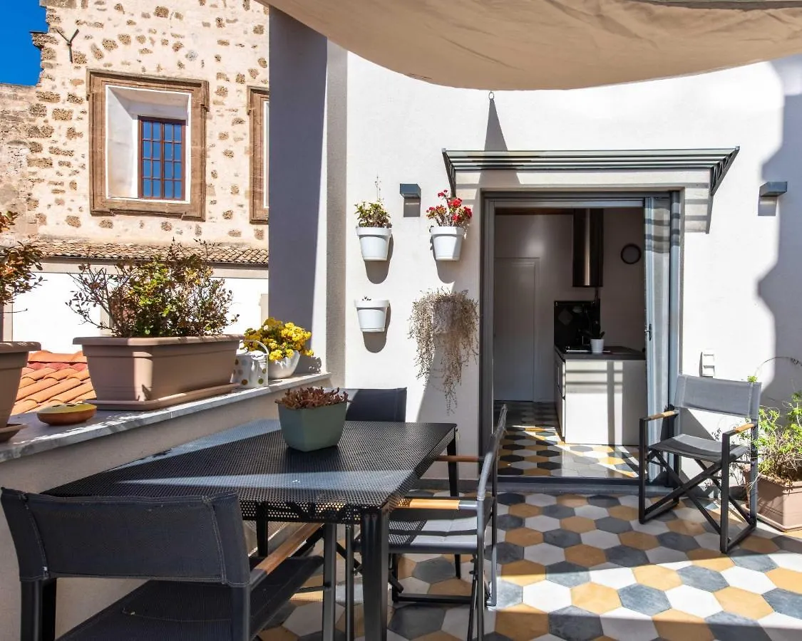 Pomodoro House Allo Spasimo Palermo Italy