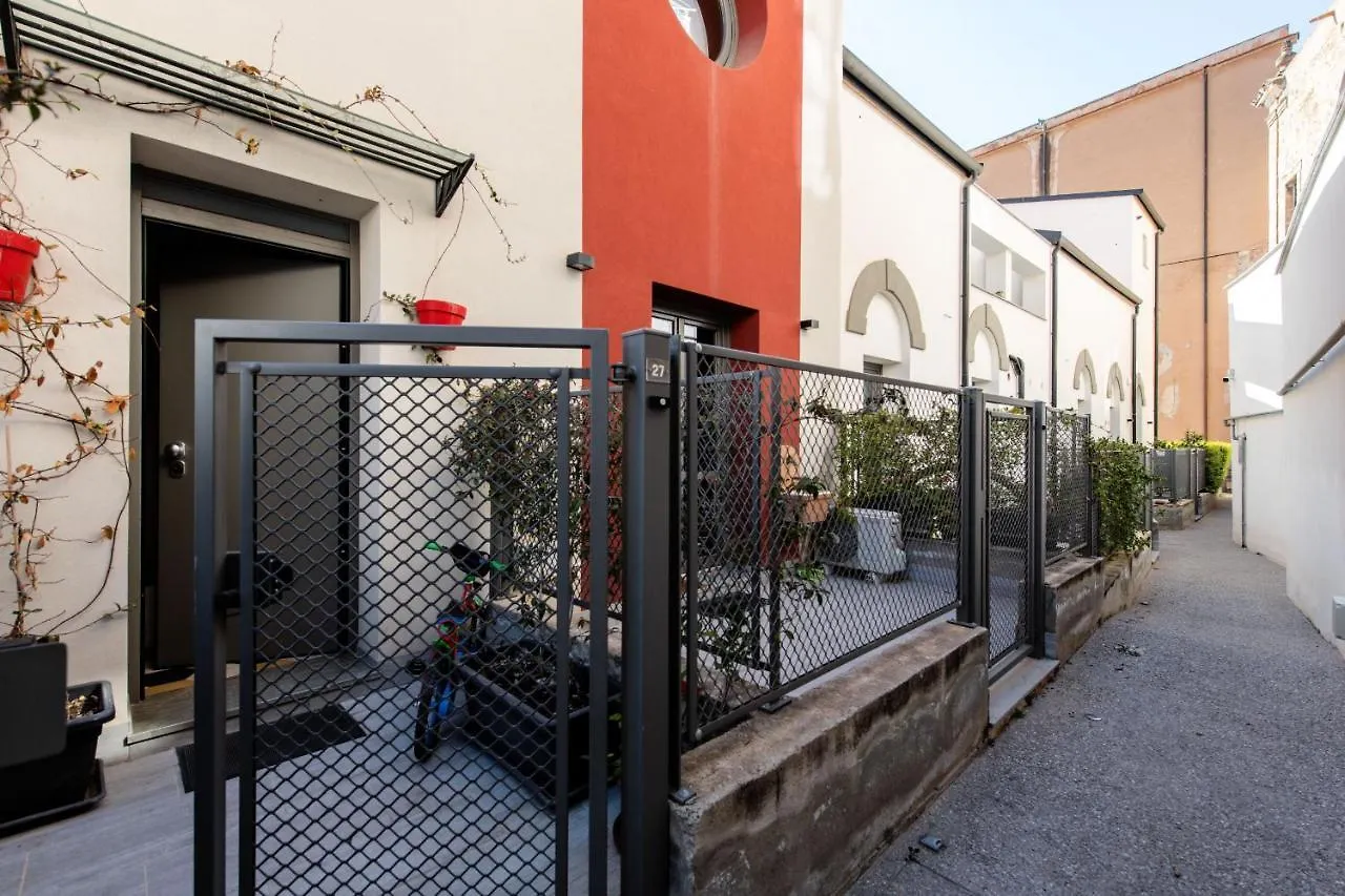 Pomodoro House Allo Spasimo Palermo Italy