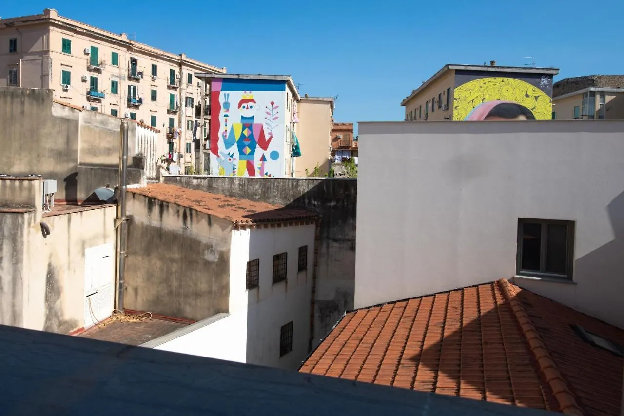 Apartment Pomodoro House Allo Spasimo Palermo Italy